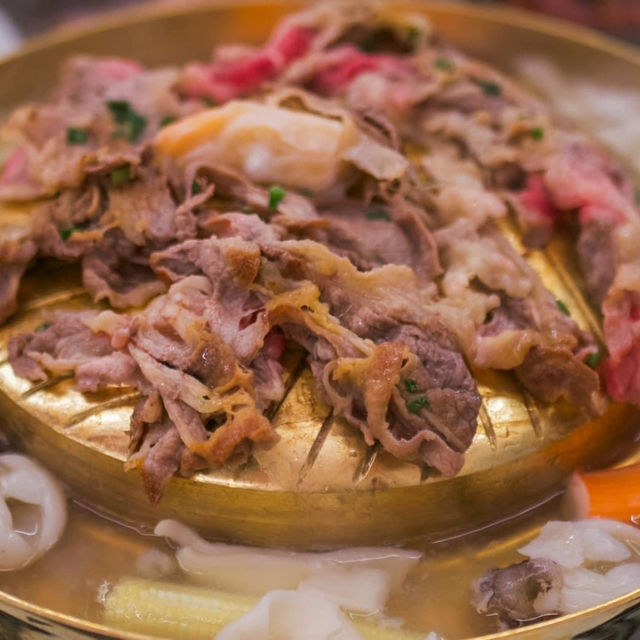 Red G Mon ร้านบุฟเฟ่ต์ปิ้งย่างแห่งใหม่คู้บอน