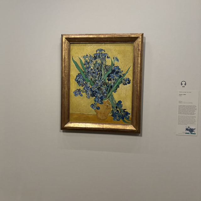 ゴッホ美術館〈アムステルダム〉