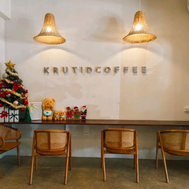 ร้านกาแฟน่ารักในเมืองเล็กๆ @ ชัยนาท