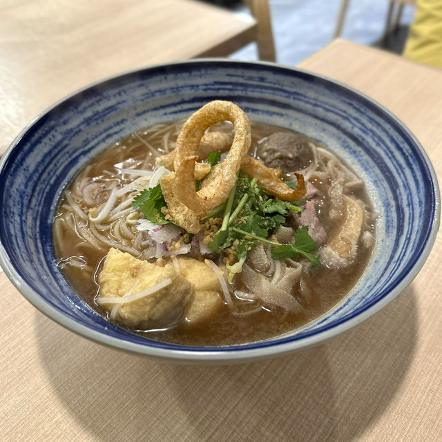 罕見泰北菜．泰北金麵 Khao Soi