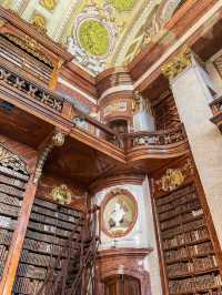 【オーストリア】世界一美しいと称される国立図書館