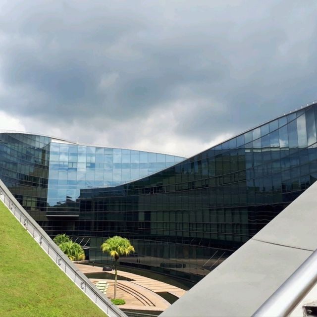 จุดถ่ายรูปเก๋ๆ @ NTU Singapore