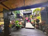 หาขนมกินที่ตลาดน้ำบางน้ำผึ้งกันเถอะ