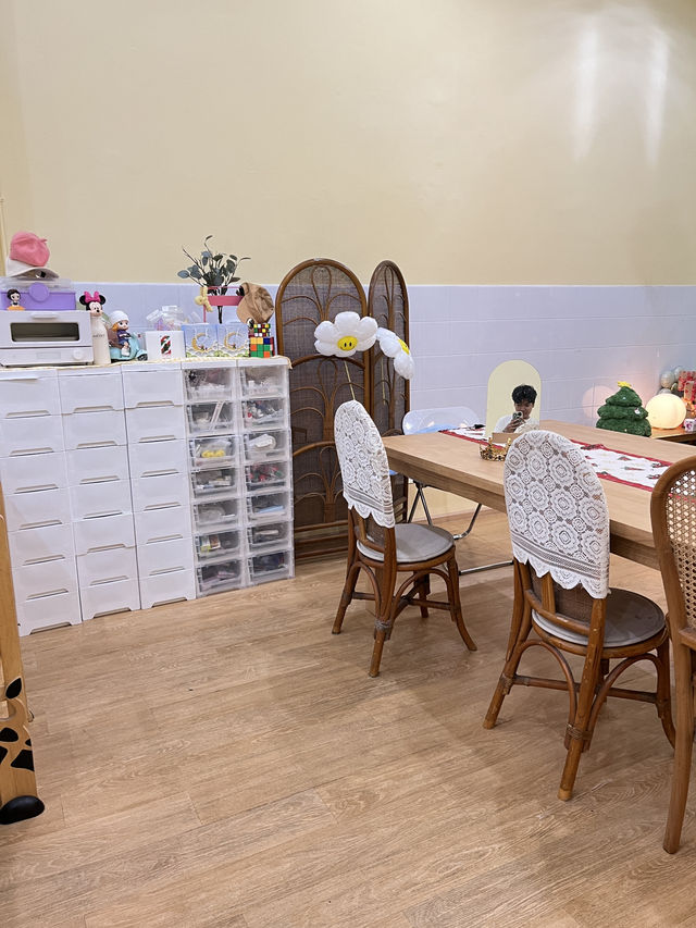Hidden Pot Bakery & Café 