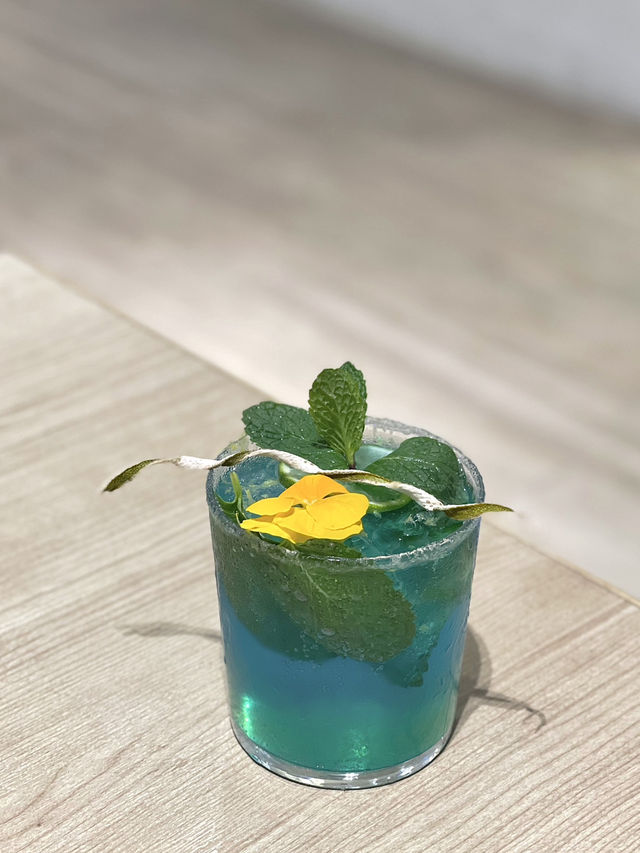 深水埗簡約文青風cafe💖甜品超有驚喜🤩