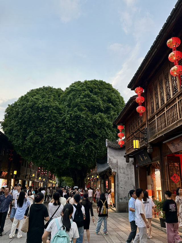 A Walk Through Time at Sanfang Qixiang, FZ