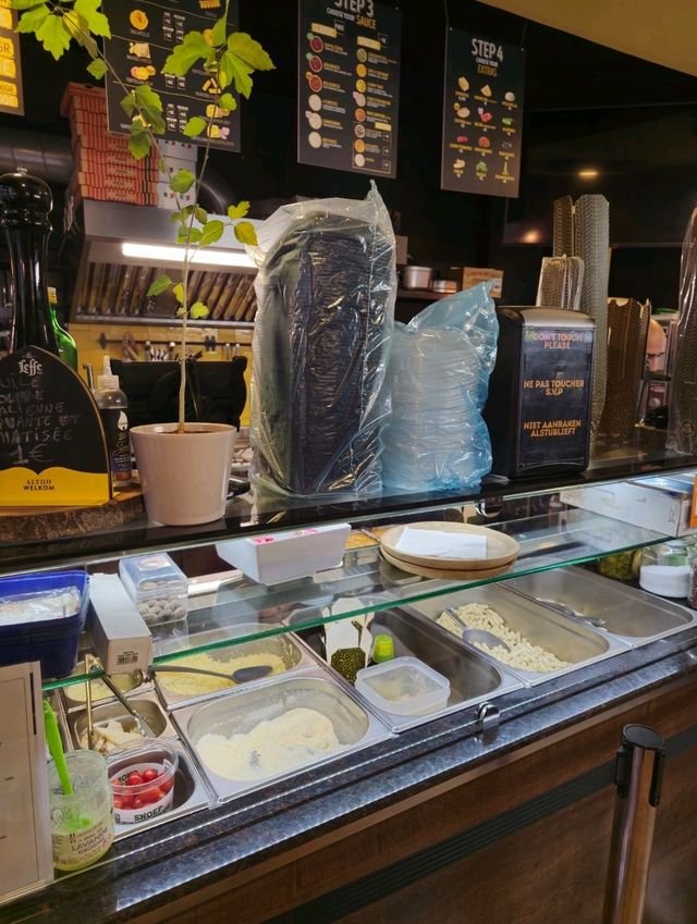 유럽여행 브뤼셀 인기 가성비 맛집 Cup Pasta