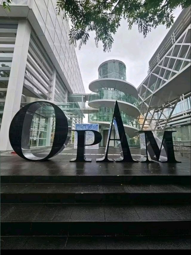 大分県立美術館 OPAM