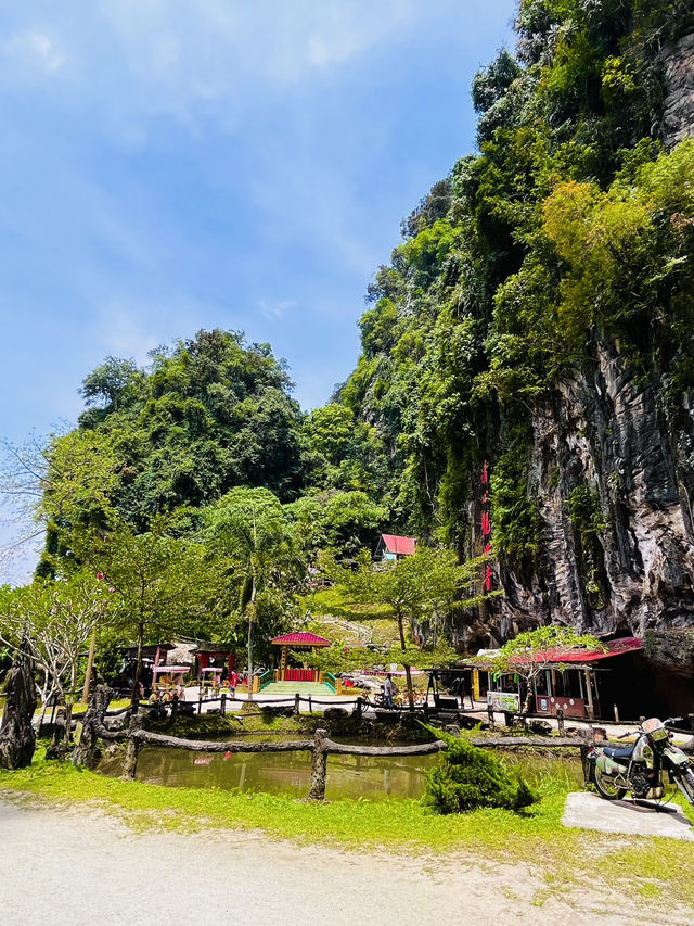 “Qing Xin Ling: Where Nature’s Beauty Meets Cultural Charm”