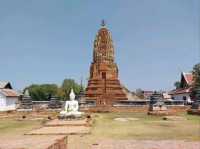 วัดพระศรีรัตนมหาธาตุ สุพรรณบุรี