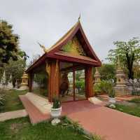 Cultural Highlights: A Quick Tour of Vientiane's Gems 🌍🏛️