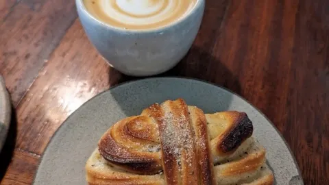 Decent coffee and good breads — traveler post in Heerlen