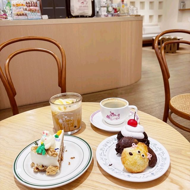 Cafe Scone Nakazakicho