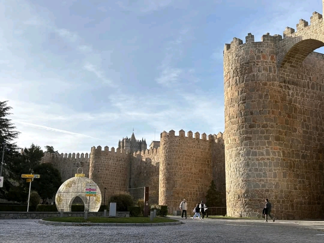 A Short Trip from Madrid: The Knight's Avila