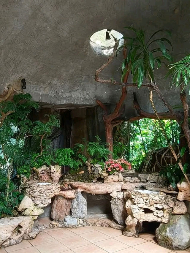 隱身於清邁熱帶雨林中的餐廳：黑森林餐廳