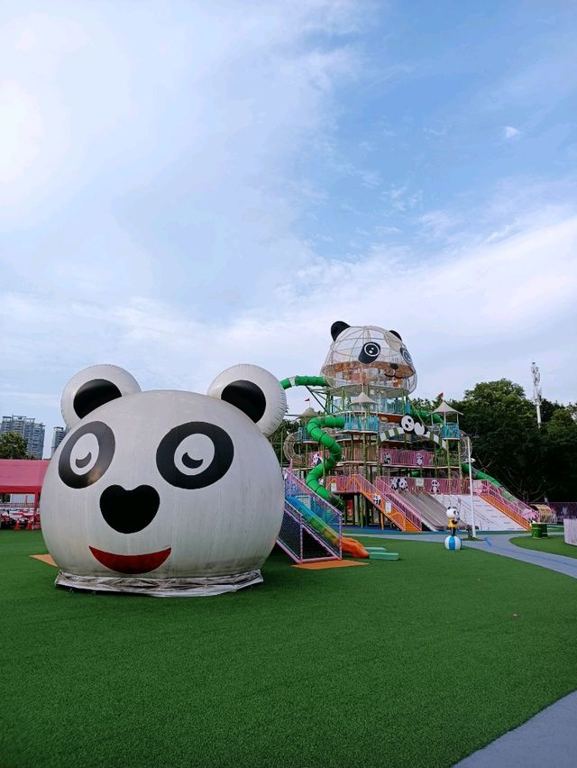 江門名冠金凱悅酒店 - 熊貓親子營地樂園