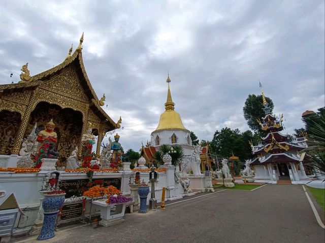 สัมผัสความสงบ กันที่ วัดป่าดาราภิรมย์