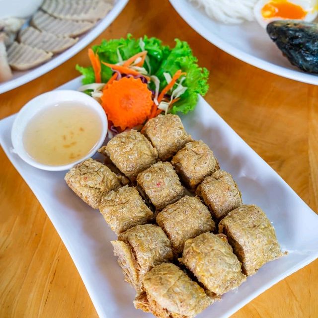 คาเฟ่ อาหารอร่อย กิจกรรมเยอะ จบที่นี่ มาโม้คาเฟ่🦧