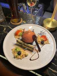 Lounge & Bar ย่านสุขุมวิทที่ควรติดอันดับท็อป!!!