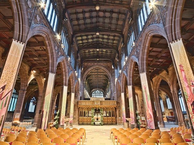 Manchester Cathedral: An attraction that you must visit when travelling to Manchester!