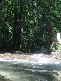 น้ำตกลับๆ @อ่าวลึก