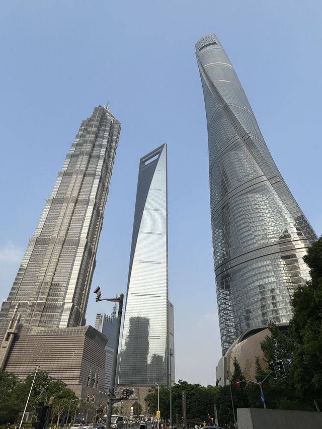 พาชมจุดสูงสุดในเซี่ยงไฮ้ Shanghai Tower 
