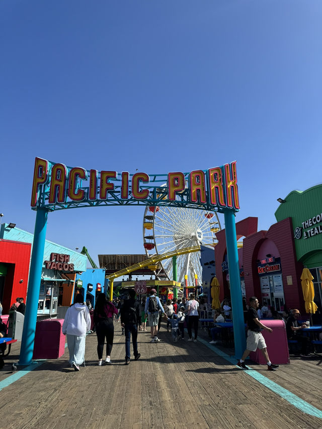 🎡 산타모니카 부두, LA의 클래식 해변 명소!