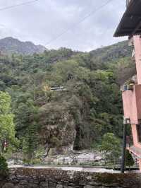 Epic Road to Annapurna