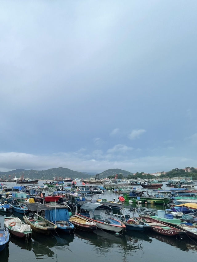 Your trip to Hong Kong needs this Island hopping