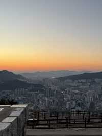 황령산은 부산의 전경을 다 볼 수 있어요