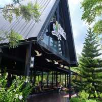 ชมนก cafe & Restaurant นครนายก