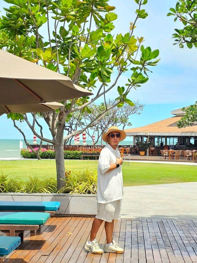 พักโรงแรมวิวทะเลสวยใจละลาย ที่นี่ รีเจ้นท์ ชะอำ