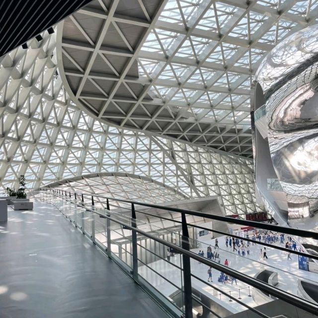 深圳市當代藝術與城市規劃館：看見2050的深圳