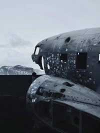 ✈️ 冰島飛機殘骸｜Sólheimasandur Plane Wreck — 荒涼沙灘上的神秘廢墟