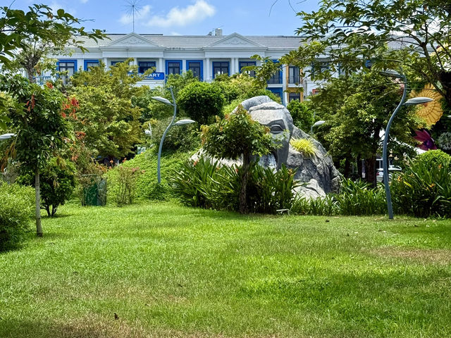 Mythical Garden at VinWonders Phú Quốc – A Summer Dreamland 
