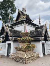 ประเพณีใส่ขันดอกบูชาเสาอินทขีล ปี 2568