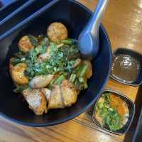 ร้านตั้งใจเคี้ยว ก๋วยเตี๋ยวย่านพัฒนาการ กทม.