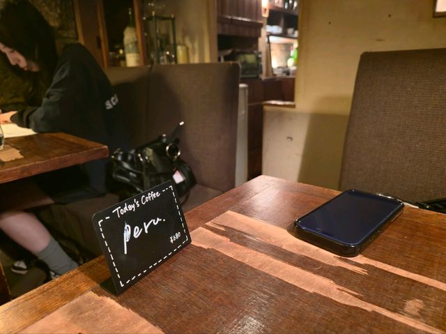 일본 삿포로의 오래된 빈티지한 감성카페 Kotobuki Coffee