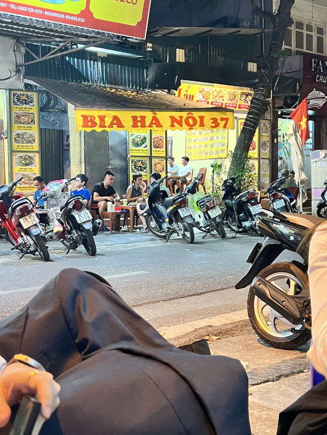 Hanoi’s Must-Eat 🍽️🥢 Chả Cá Thăng Long (6B/ 2D Đường Thành)