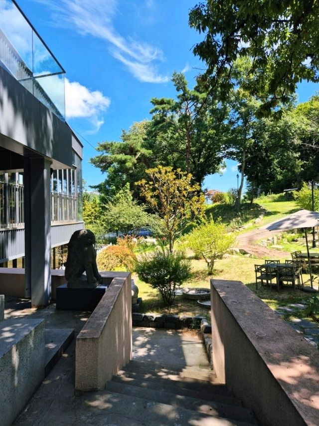 예술이 흐르는 갤러리카페 기장 도토리 로스터스(DOTORI ROASTERS)
