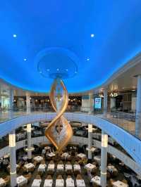 🚢👑 Royal Caribbean Cruises – The King of the Seas! 🌊✨