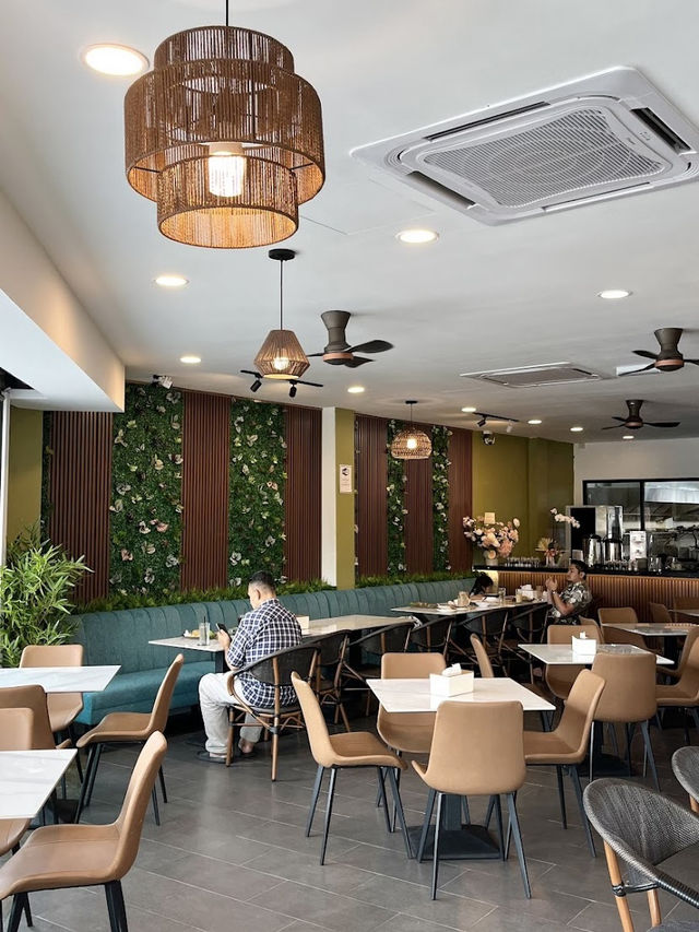 DINDA & SONS Port Dickson, Nostalgic Flavors in a Cozy Setting