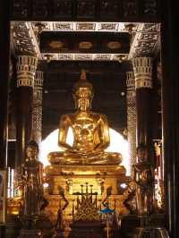 【晴れた日は写真映え間違いなし！】チェンマイのかっこいい寺院🇹🇭