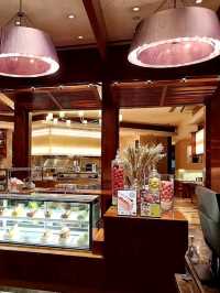 🌟🏨 Hyatt Regency Hong Kong, Tsim Sha Tsui – Classic Comfort in the Heart of Kowloon 🇭🇰✨