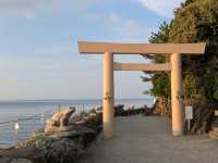 伊勢 | 二見興玉神社，二見浦海岸線上的美麗神社