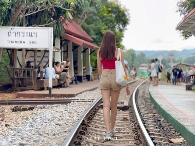 🛤️✨ ถ้ำกระแซ กาญจนบุรี – เส้นทางรถไฟสายมรณะ
