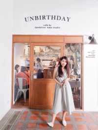 Unbirthday cafe : คาเฟ่สุดฮิตย่านสุขุมวิท