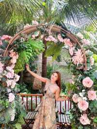 Top Seacret Beach Cafe หัวหิน