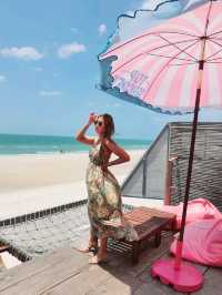 Top Seacret Beach Cafe หัวหิน