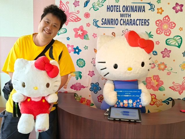沖繩國際通Sanrio主題酒店開箱！Hello Kitty布甸狗主題房+免費冰淇淋+飲品吧+抽獎+會藉丨再嘆埋KITTY造型早餐丨Hotel Okinawa with Sanrio Character